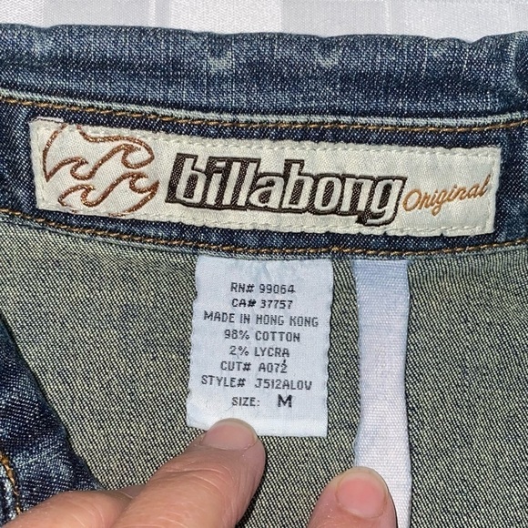 Billabong Jean Western Shirt with Pearl Snap closure. Size Junior Medium - Picture 8 of 9